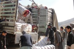 afghanistan_blanket_distribution_-_2013_16_20140303_1694107485