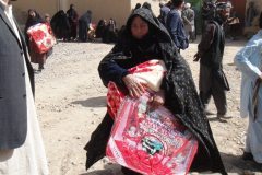 afghanistan_blanket_distribution_-_2013_22_20140303_1522941406
