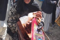 afghanistan_blanket_distribution_-_2013_23_20140303_1517407204